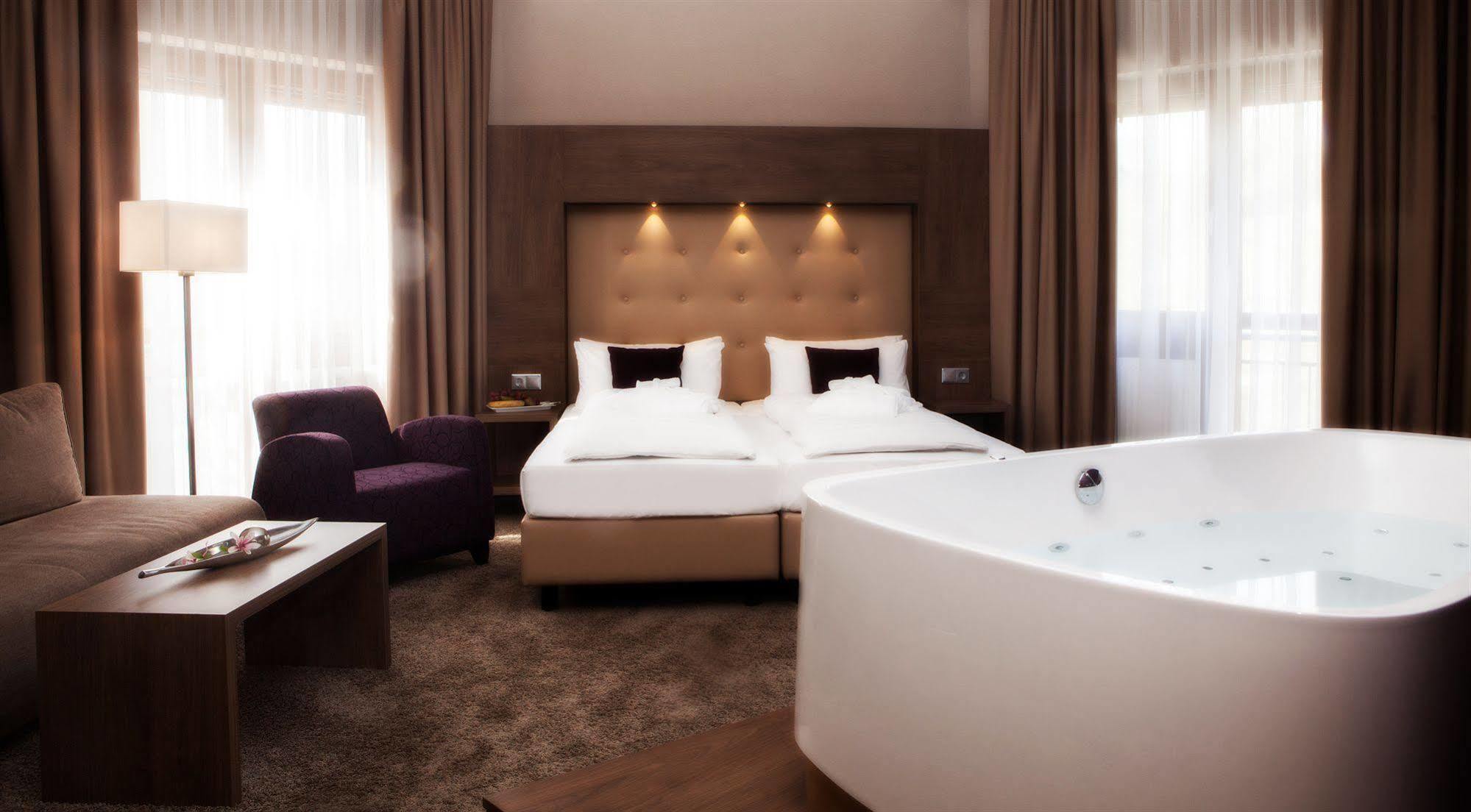 Hotel Ringhotel Nassau-oranien 4*